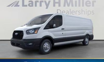 2025 Ford Transit LOW Roof