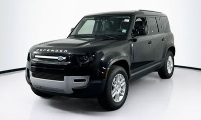 2024 Land Rover Defender 110 S