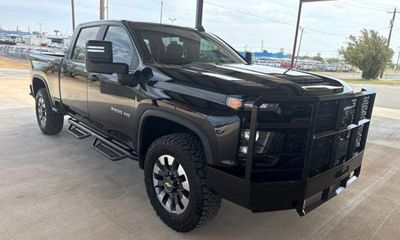 2021 Chevrolet Silverado Custom