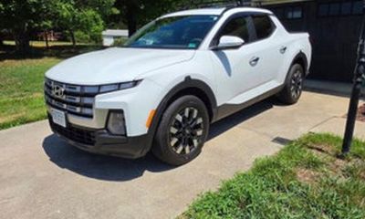 2025 Hyundai Santa Cruz SEL Activity