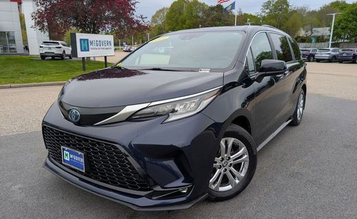 2023 Toyota Sienna XSE