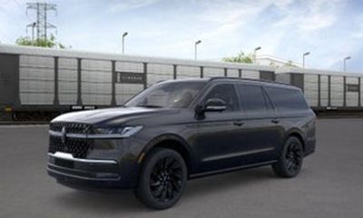 2027 Lincoln Navigator L Reserve