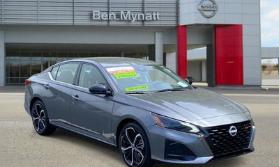 2026 Nissan Altima SR