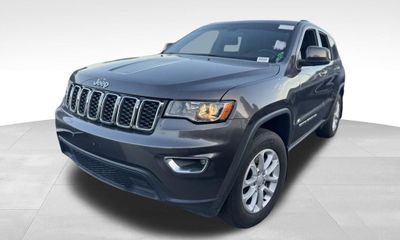 2021 Jeep Grand Cherokee Laredo