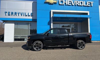 2019 Chevrolet Silverado LD LT