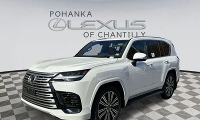 2024 Lexus LX 600 Luxury