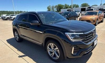 2024 Volkswagen Atlas Cross Sport 4Motion SEL R