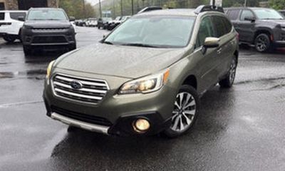 2017 Subaru Outback Touring M R