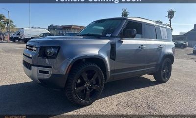 2023 Land Rover Defender 110 SE
