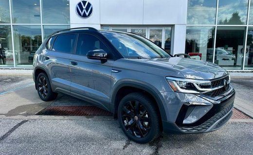 2024 Volkswagen Taos SE Black