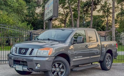 2014 Nissan Titan S