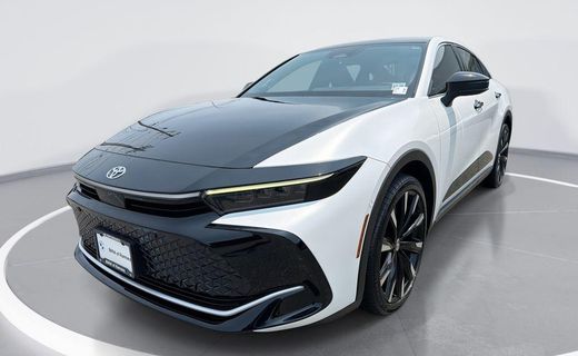 2023 Toyota Crown Platinum