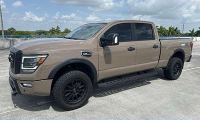 2023 Nissan Titan