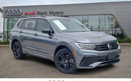 2024 Volkswagen Tiguan 4MOTION SE Black