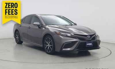 2024 Toyota Camry SE