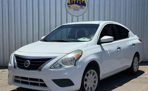 2015 Nissan Versa SV