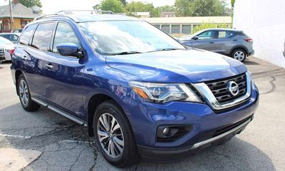 2020 Nissan Pathfinder SV