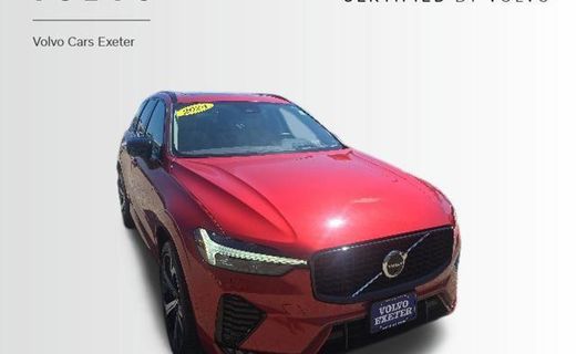 2024 Volvo XC60 Ultimate Dark
