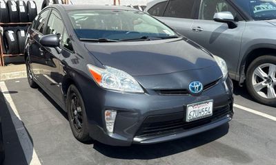 2013 Toyota Prius Four