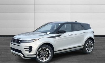 2026 Land Rover Range Evoque Dynamic SE