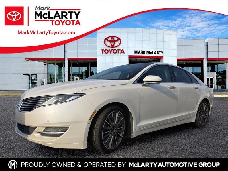 2013 Lincoln MKZ — a typically priced live listing