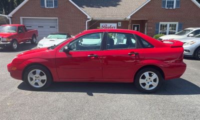 2007 Ford Focus ZX4