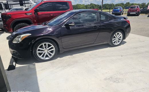 2010 Nissan Altima SR