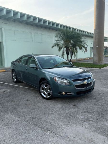 2009 Chevrolet Malibu — a typically priced live listing