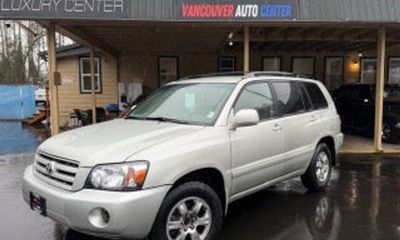 2005 Toyota Highlander STD