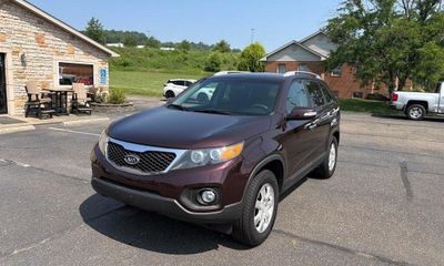 2011 Kia Sorento GL