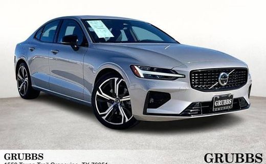 2024 Volvo S60 Plus Dark