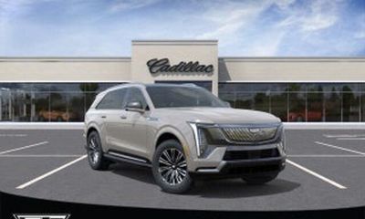 2026 Cadillac Escalade IQ Luxury 1