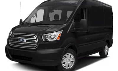 2018 Ford Transit 150 XLT Medium
