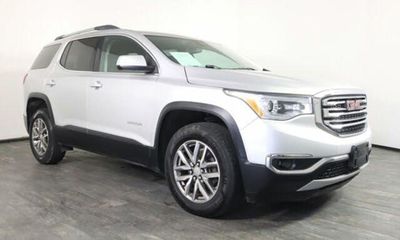 2019 GMC Acadia SLE 2