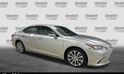 2020 Lexus ES 300H Premium