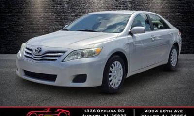 2010 Toyota Camry LE