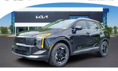2027 Kia Sportage EX