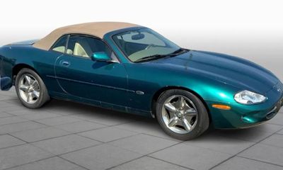 1998 Jaguar XK8