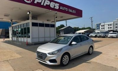2019 Hyundai Accent SE AND SEL