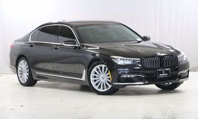 2018 BMW 740I