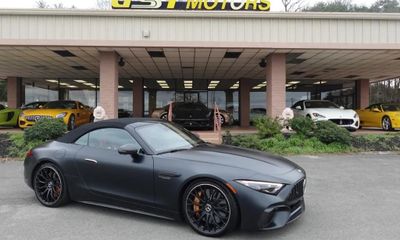 2024 Mercedes-Benz SL-Class S E Performance