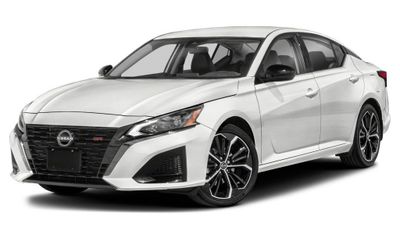 2024 Nissan Altima SR
