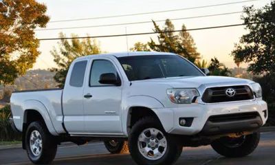 2013 Toyota Tacoma Delux