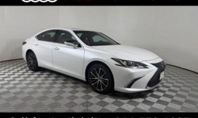 2023 Lexus ES 250 Premium