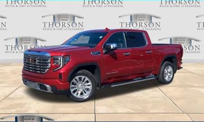 2024 GMC Sierra Denali