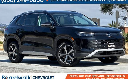 2025 Volkswagen Tiguan 4MOTION SE