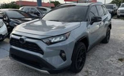 2021 Toyota RAV4 XLE