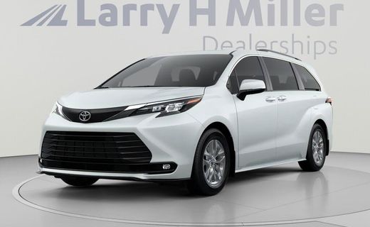2026 Toyota Sienna XLE