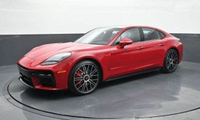 2026 Porsche Panamera GTS