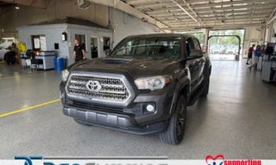 2016 Toyota Tacoma SR SR5 TRD